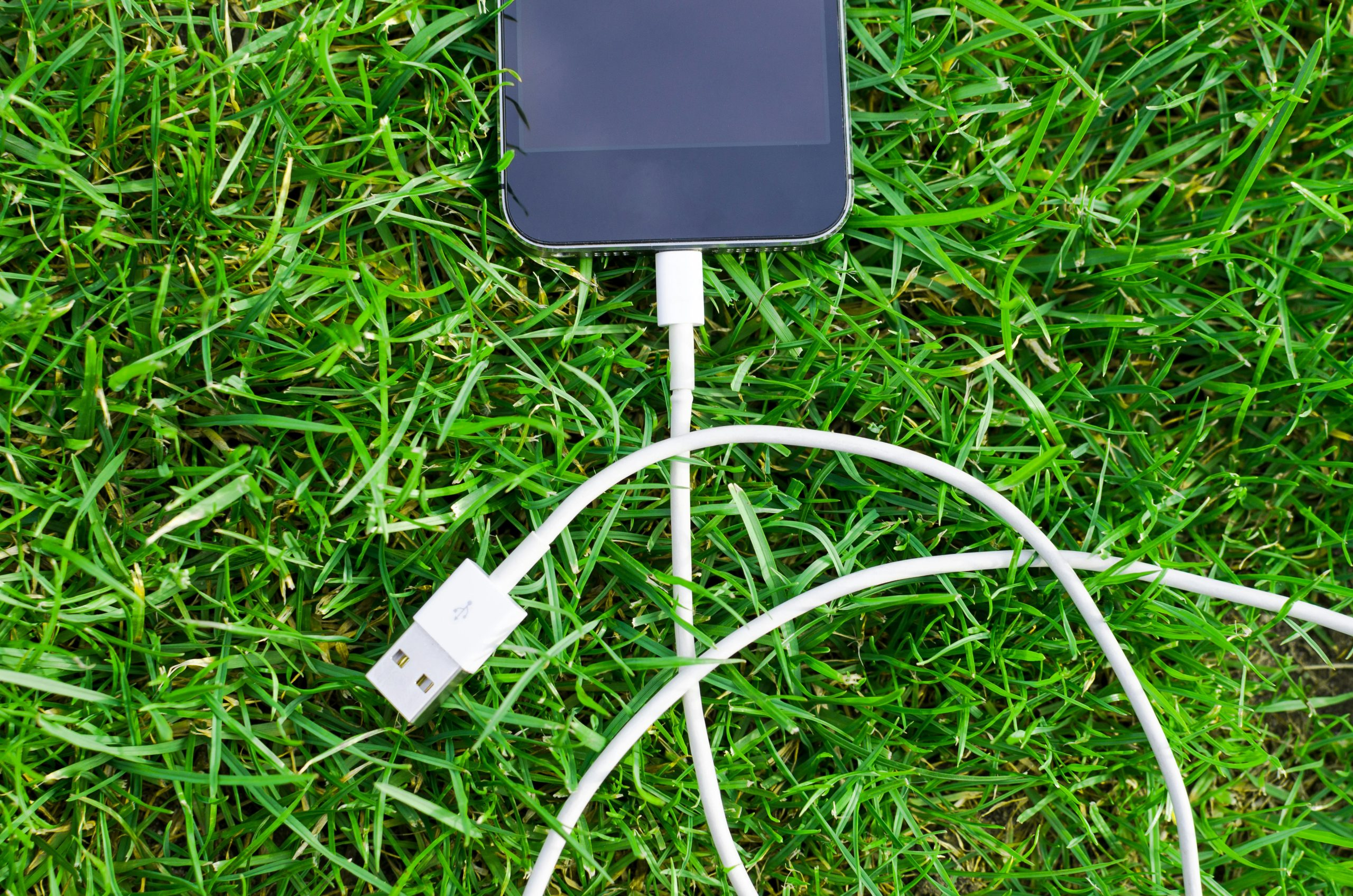 Solar-Powered Gadgets Bringing Sustainability Into Everyday Living