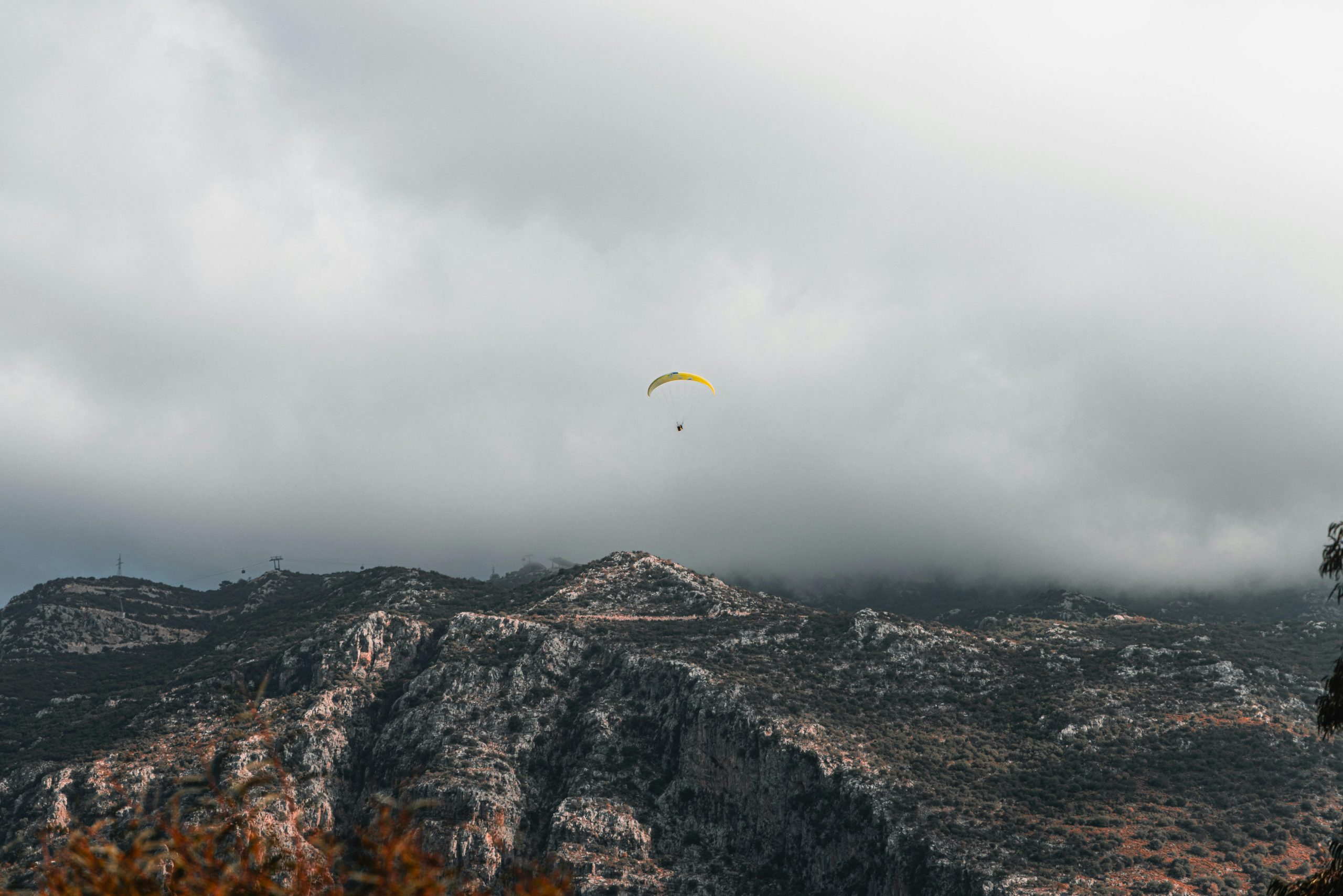 Tips for Booking Cheaper Flights During Peak Seasons
