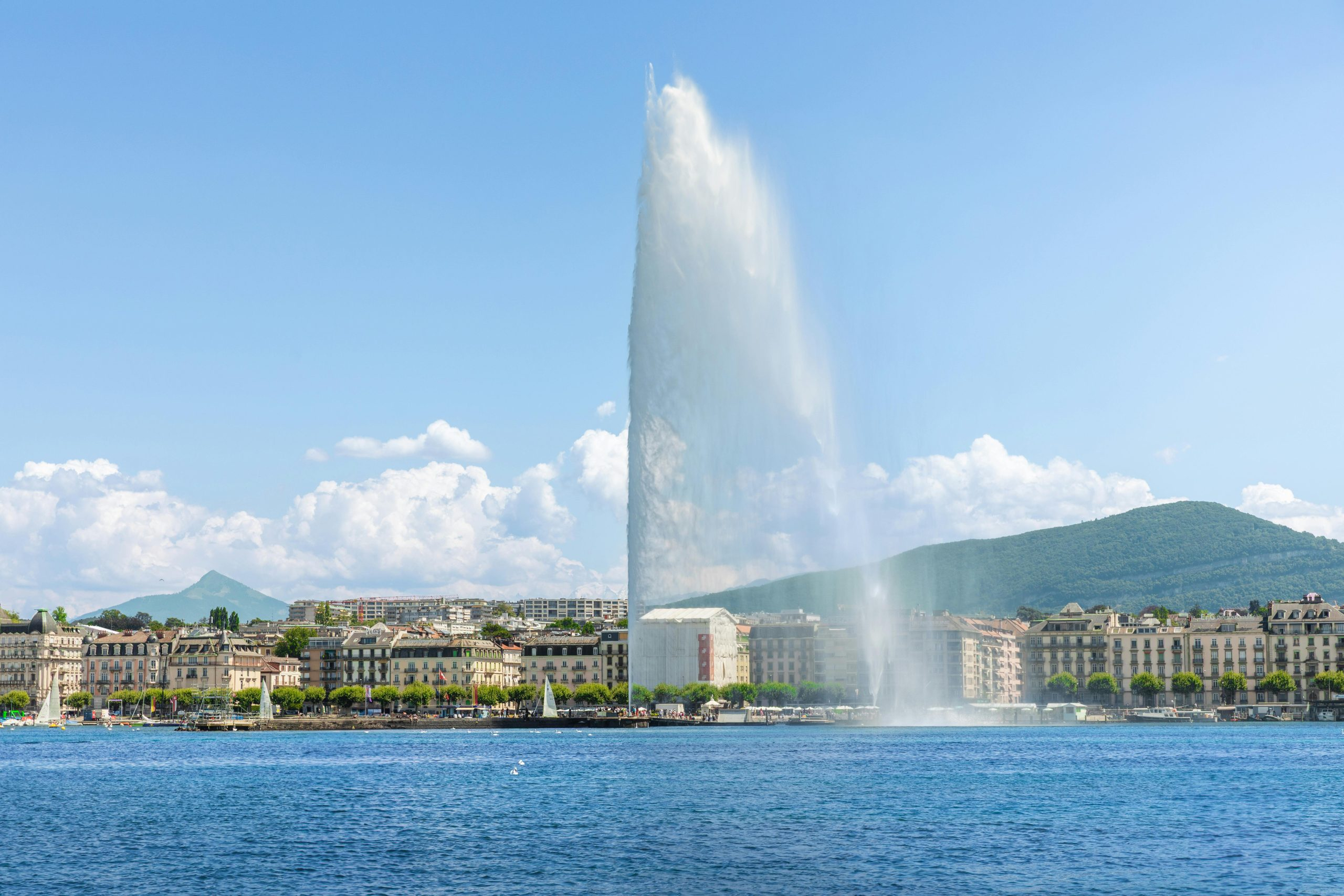How International Tourism Drives Vacation Housing Investments