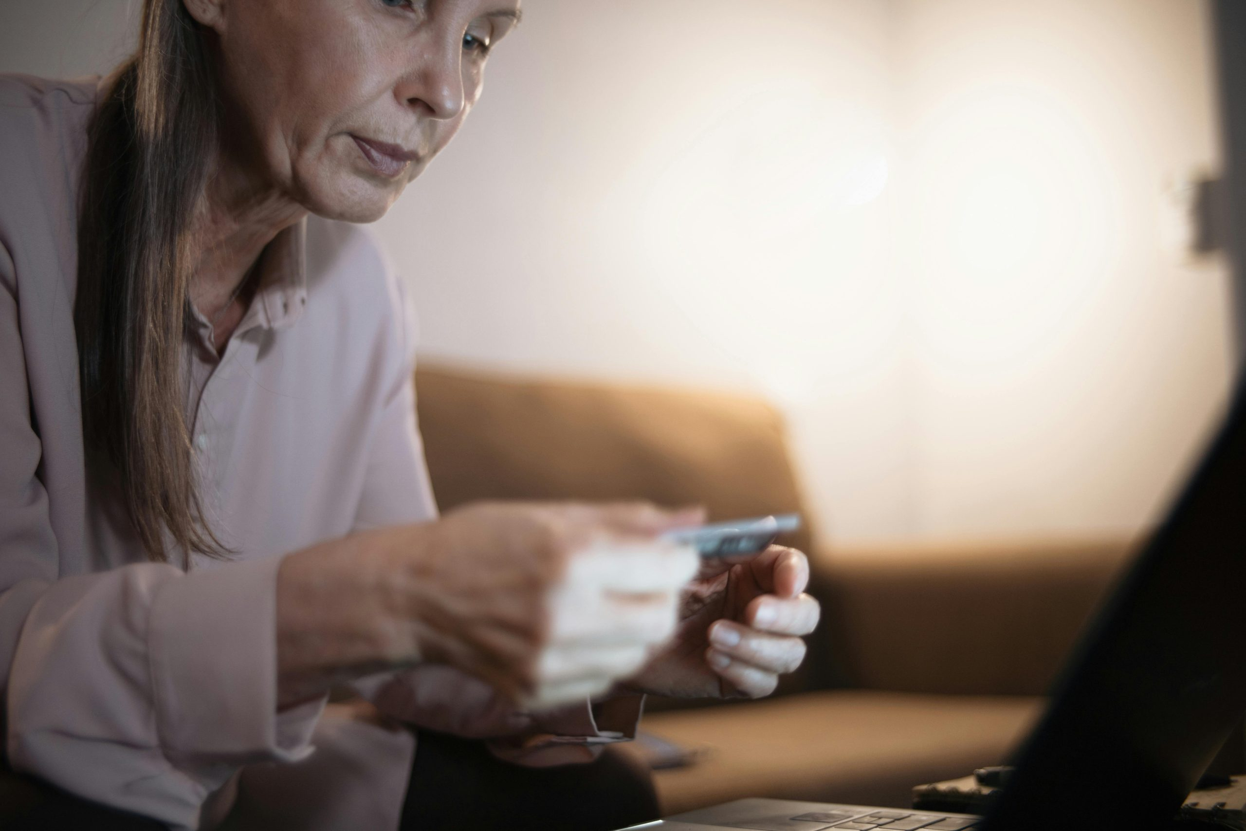 Essential Tips for Downsizing Successfully in Retirement Age