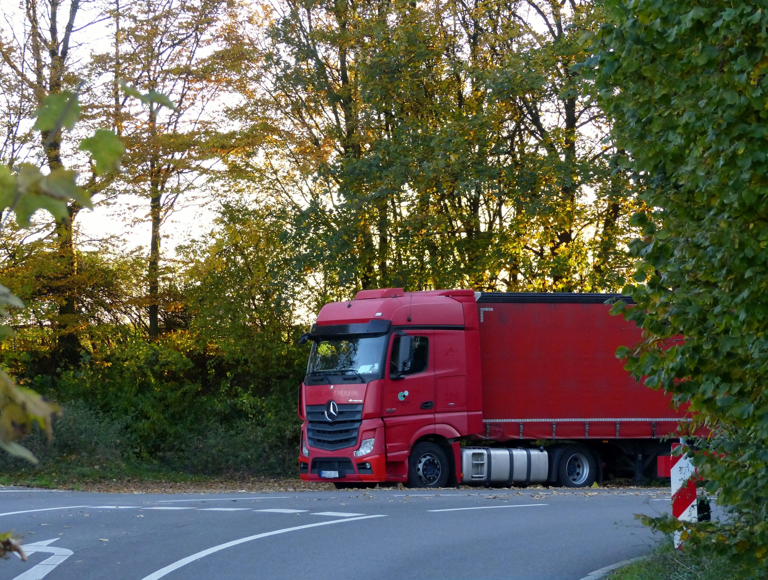 Why Autonomous Trucks Are Changing Global Logistics Forever