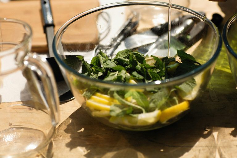Cooking Summer Salads That Burst With Flavor Variety