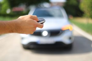 The Pros And Cons of Vehicle Leasing Options